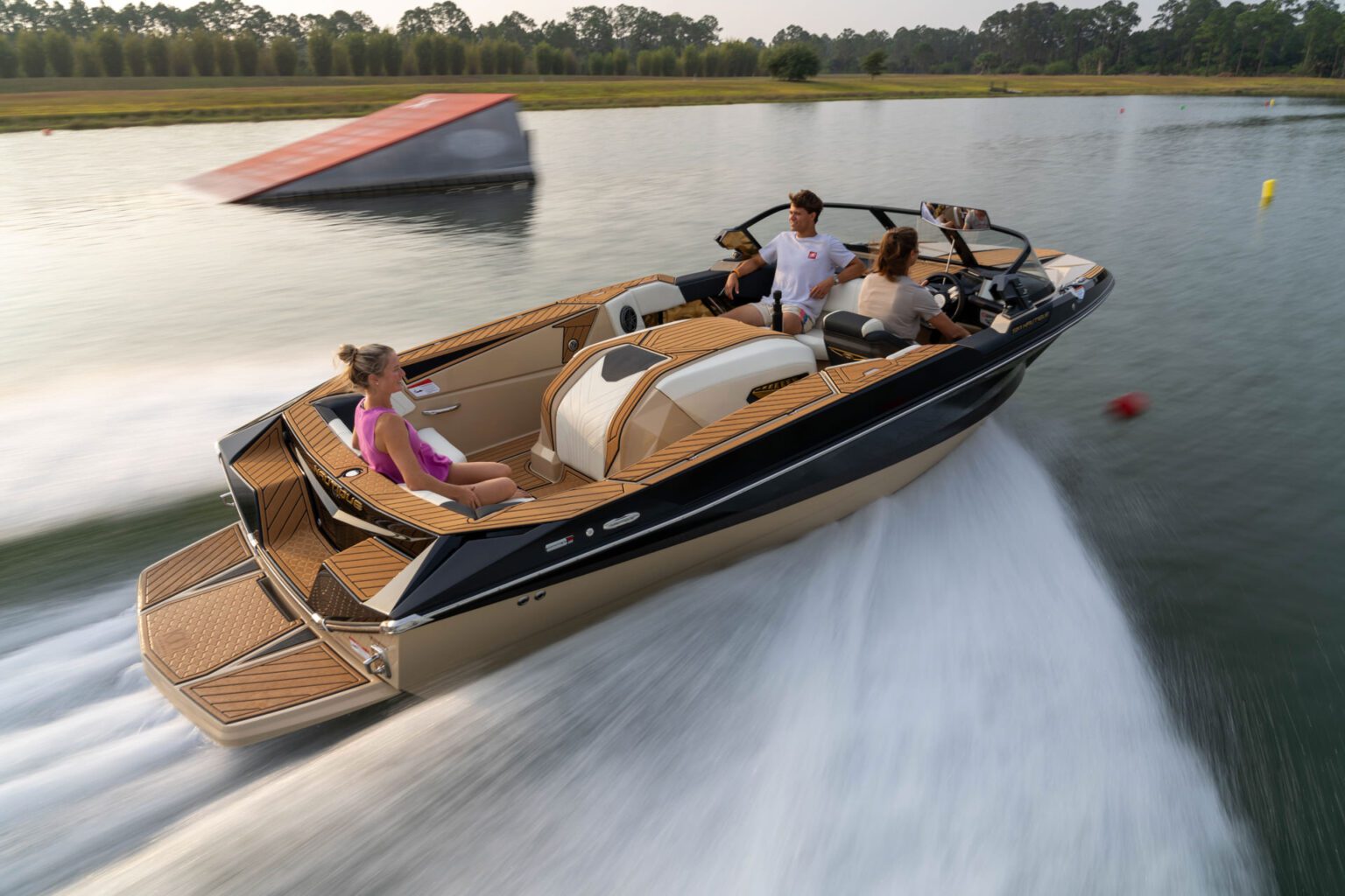 2025 SKI NAUTIQUE - Stream Yachts 