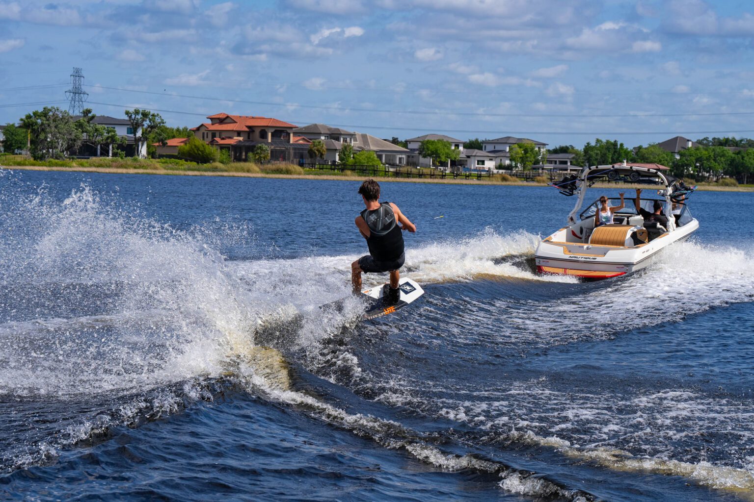 2025 SKI NAUTIQUE 200 - Stream Yachts 