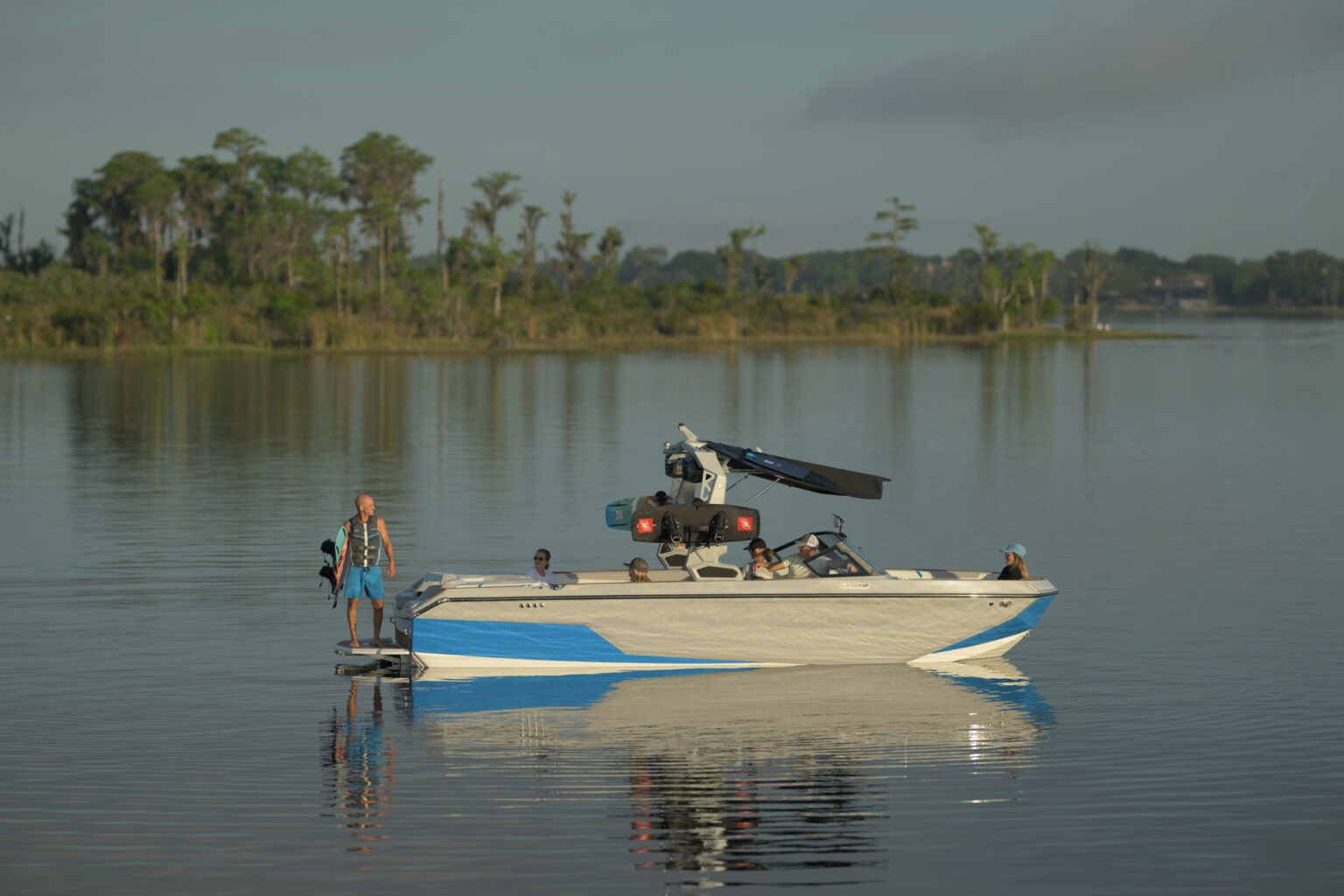 NAUTIQUE GS24 2025 - סטרים יאכטות 