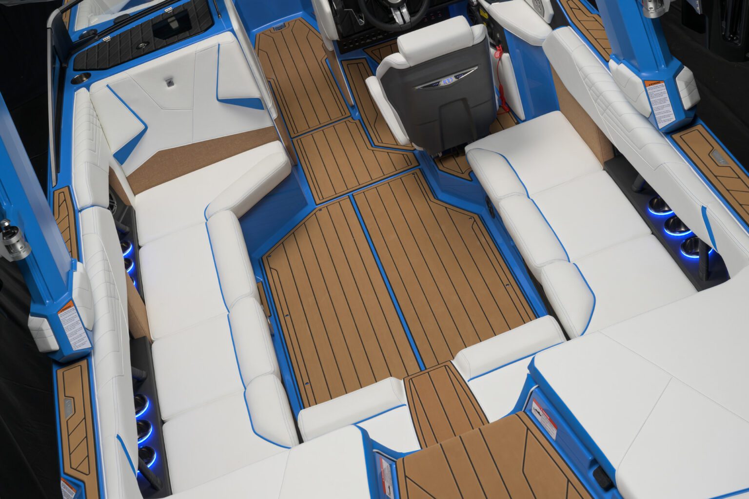 2025 SUPER AIR NAUTIQUE S23 - Stream Yachts 