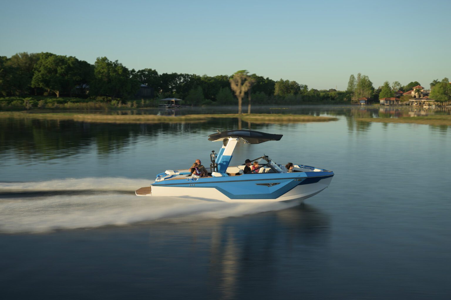 NAUTIQUE S23 2025 - סטרים יאכטות 