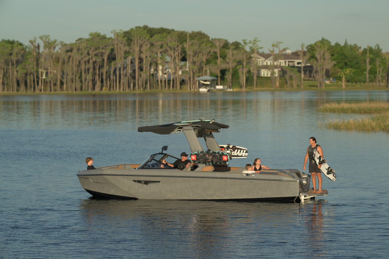 2025 SUPER AIR NAUTIQUE S25 - Stream Yachts 