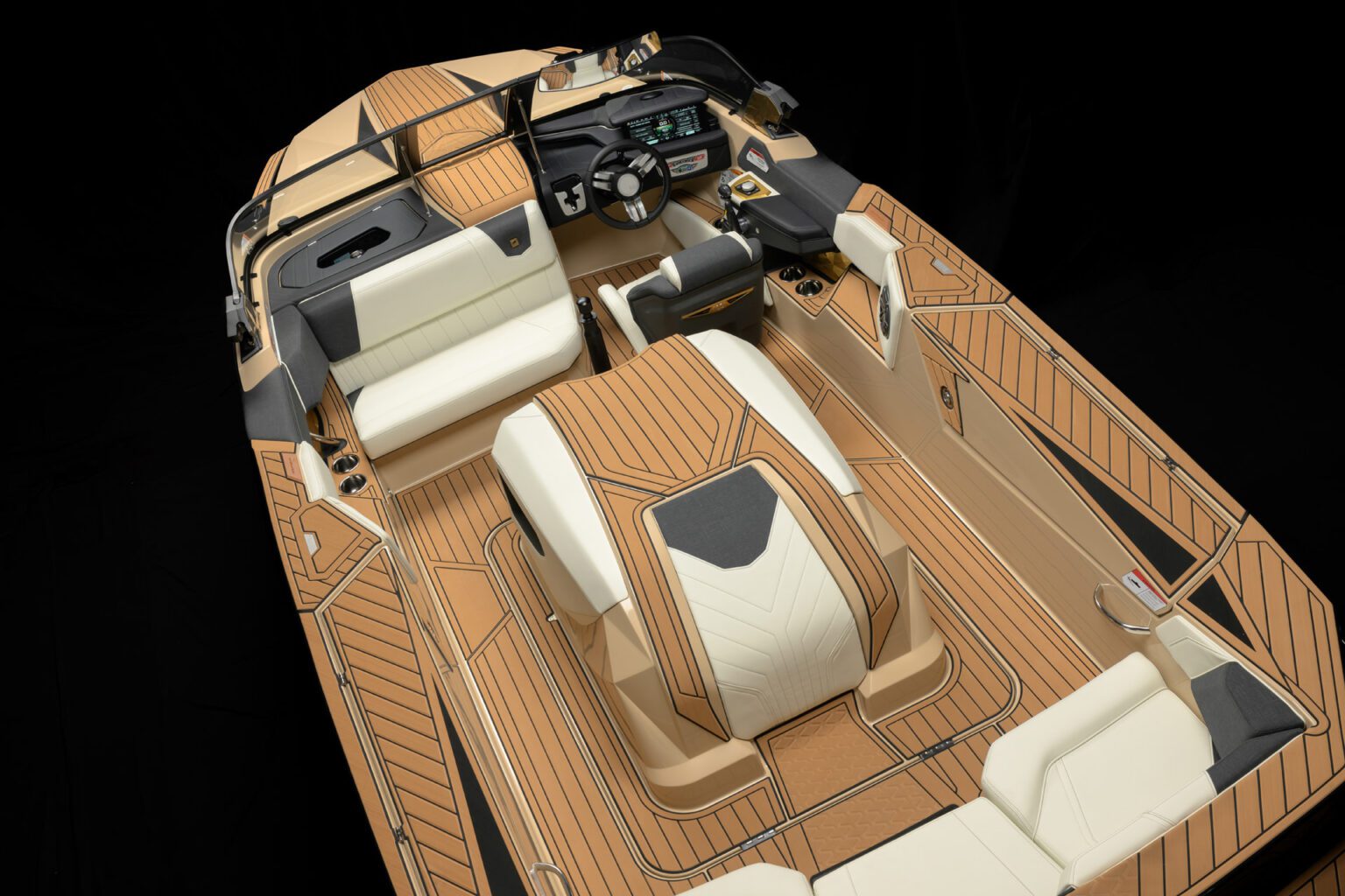 2025 SKI NAUTIQUE - Stream Yachts 