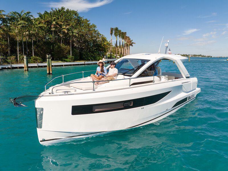 JEANNEAU DB/37 OUTBOARD - Stream Yachts 