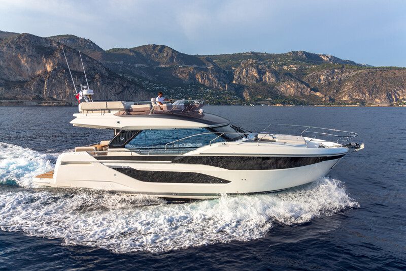 Prestige F4.9 - Stream Yachts 