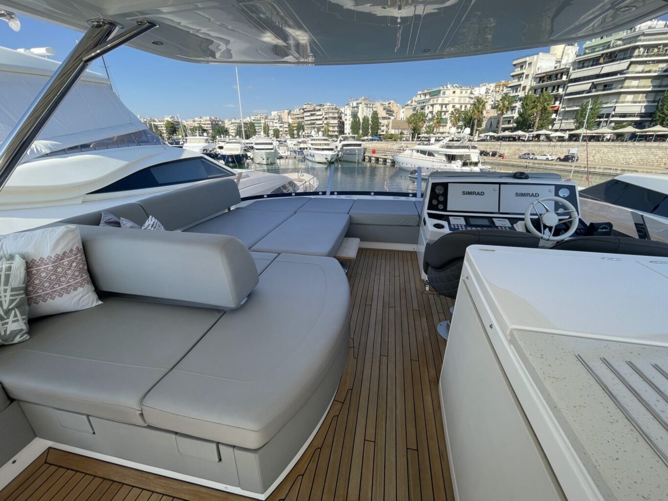 SUNSEEKER 76 YACHT "SKY" 2019 - סטרים יאכטות 