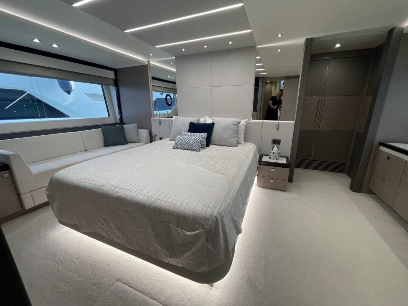 SUNSEEKER 76 YACHT "SKY" 2019 - סטרים יאכטות 