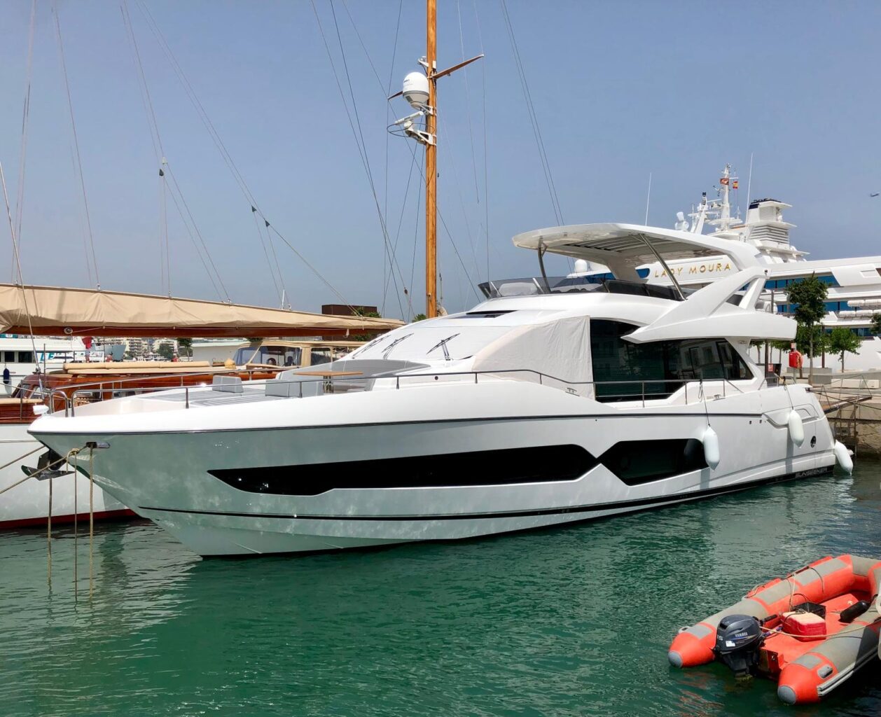 SUNSEEKER 76 YACHT "SKY" 2019 - סטרים יאכטות 